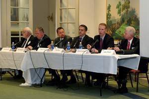 The opening panel of the 2005 CIAG conference - Hostage Taking Case Presentation and Discussion.