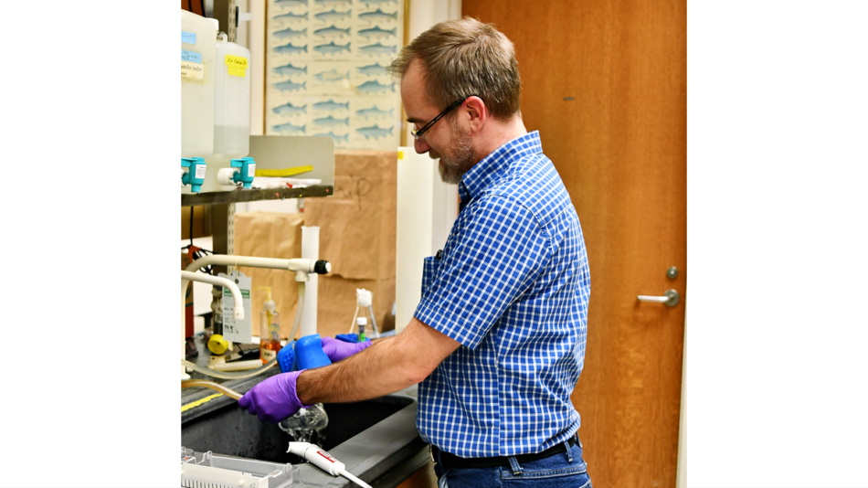 Dr. Thurl Harris Lab in the UVA School of Medicine