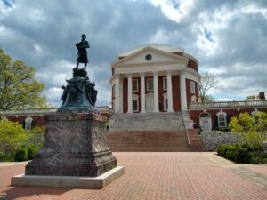 Photo of the Jefferson Statue and Rotunda at UVA