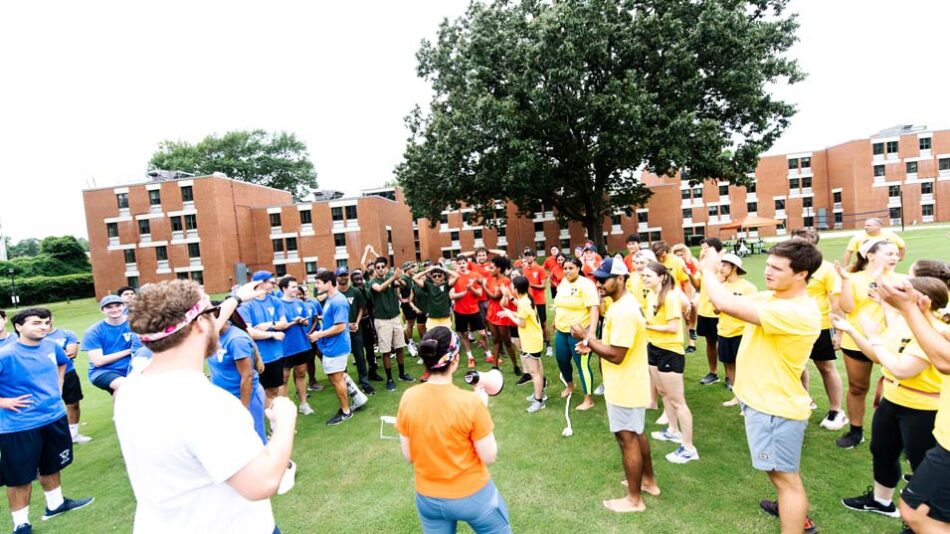 UVA School of Medicine, new MD students taking part in Field Day activities