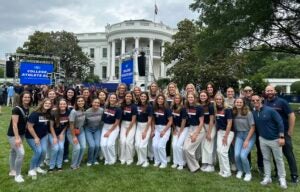 Members of the University of Virginia’s national champion women’s swimming and diving and men’s tennis teams were honored Monday [June 12] on the White House lawn in a ceremony that recognized NCAA champions from the 2022-23 academic year.” (Photos by Melissa Dudek, UVA Athletics) White House Honors Wahoo Champions (virginia.edu)