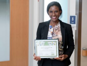 sandra kabagambe, md with daisy award