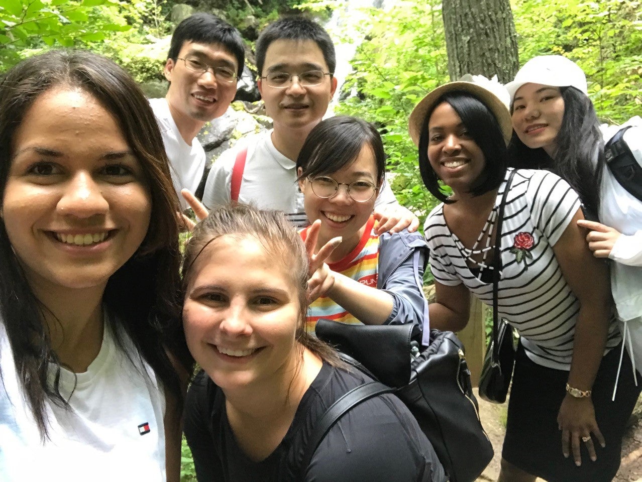 Zong Lab hiking trip to Crabtree falls summer 2018